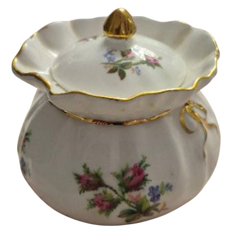 Moss Rose (Montrose Shape) Dorothy Box with Lid