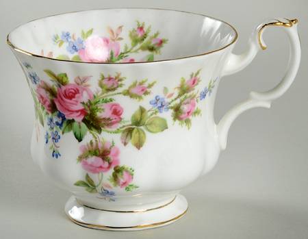 Moss Rose (Montrose Shape) Cup for Dessert Plate & Cup Set