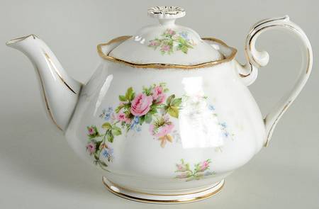 Moss Rose (Hampton, Older) Small Teapot & Lid