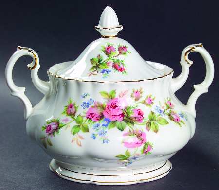 Moss Rose (Hampton, New) Sugar Bowl & Lid
