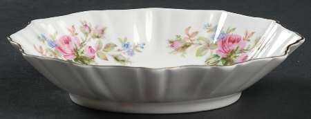 Moss Rose (Hampton, New) Oval Sweet Meat Dish