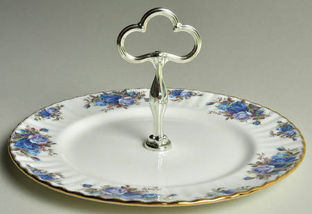 Moonlight Rose Round Serving Plate with Handle (DP)