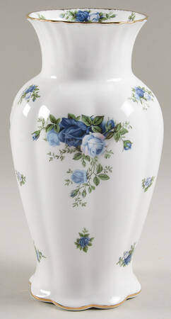 Moonlight Rose 9" Montrose Vase