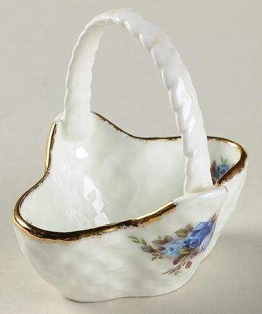 Moonlight Rose 3" Handled Basket