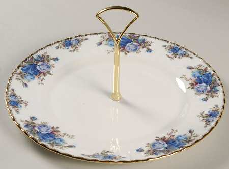 Moonlight Rose Round Serving Plate with Handle (DP)