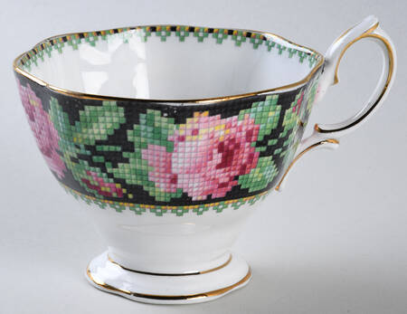 Needle Point Footed Cup