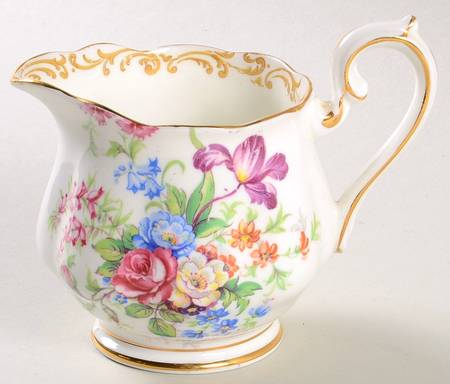 Nosegay Creamer