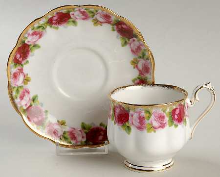 The Old Country Footed Cup & Saucer Set