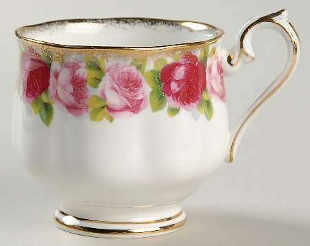 The Old Country Footed Cup