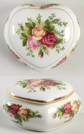 Old Country Roses 2" Heart Shape Box & Lid
