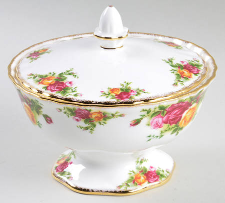 Old Country Roses Candy Box & Lid