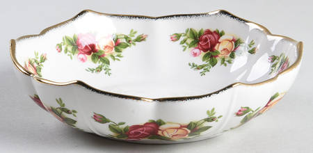 Old Country Roses 5" Round Sweet Meat
