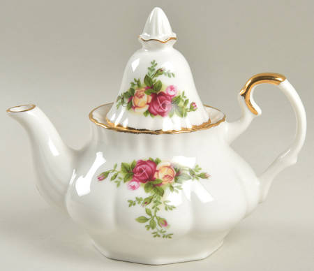 Old Country Roses Miniature Teapot & Lid by Royal Albert