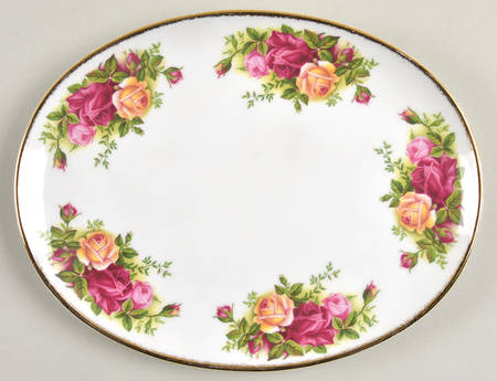 Old Country Roses 8" Oval Tray