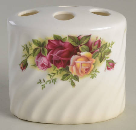 Old Country Roses Toothbrush Holder