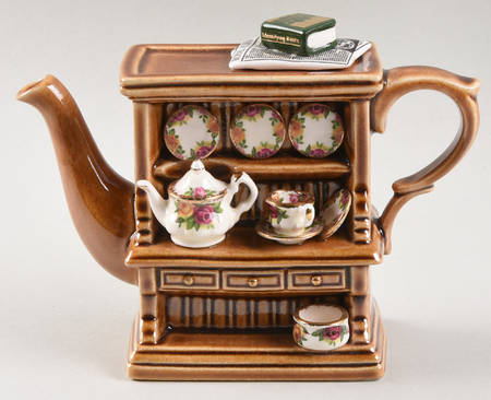 Old Country Roses Mini Figural Teapot & Lid by Royal Albert