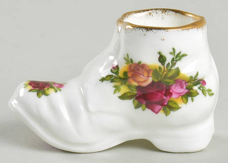 Old Country Roses Small Shoe by Royal Albert