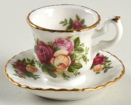 Old Country Roses Teacup & Saucer Ornament