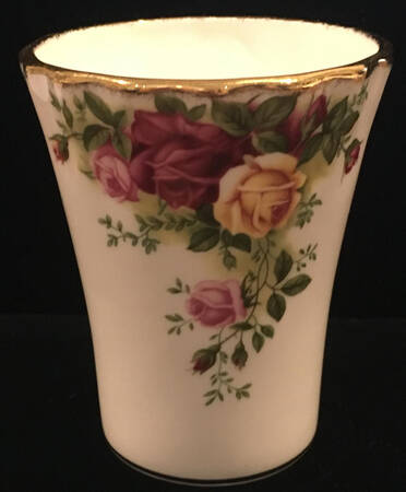 Old Country Roses Toothpick Holder