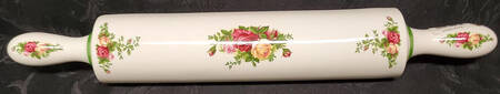 Old Country Roses Rolling Pin