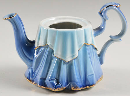 Old Country Roses Mini Figural Teapot No Lid
