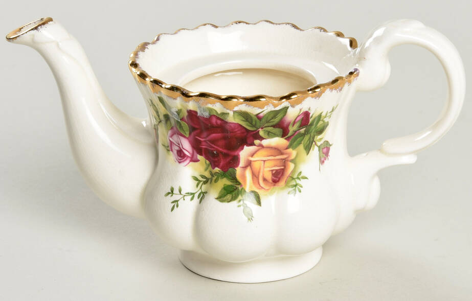 Old Country Roses Mini Figural Teapot No Lid
