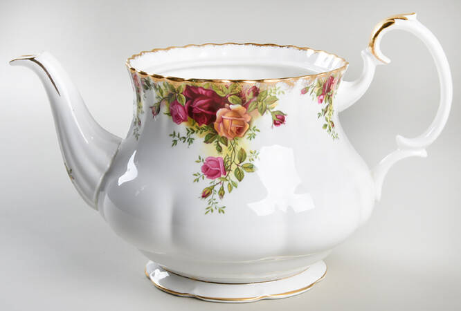 Old Country Roses Teapot No Lid by Royal Albert