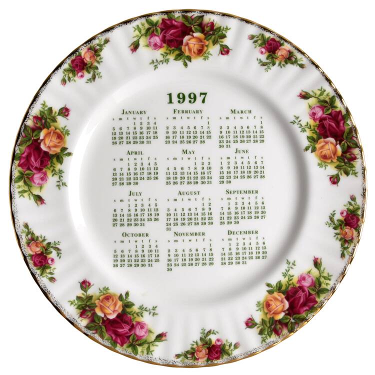 Old Country Roses "1997" Calendar Plate by Royal Albert
