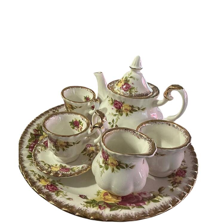 Old Country Roses (9 Piece) Child's Tea Set