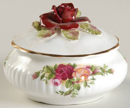 Old Country Roses 5" Round Box & Lid