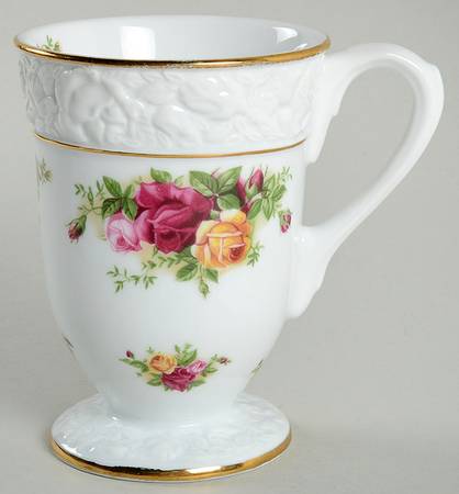 Old Country Roses Sculpted Mug by Royal Albert