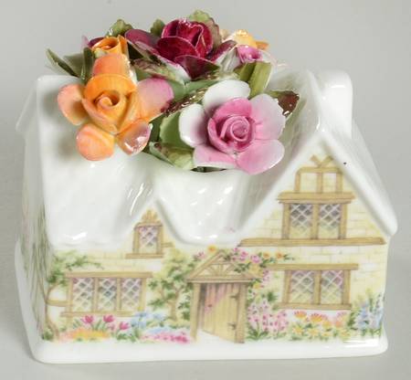 Old Country Roses Floral Cottage Figurine