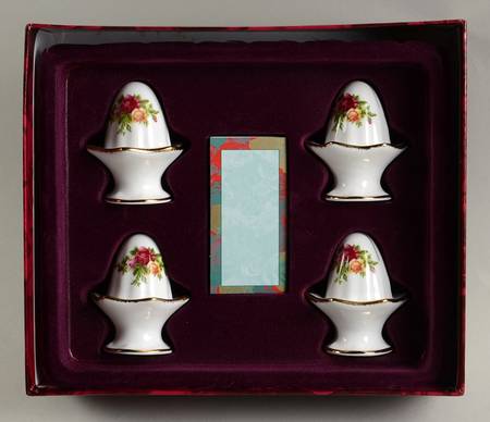 Old Country Roses Placard/Place Card Holders & Cards - Set of 4