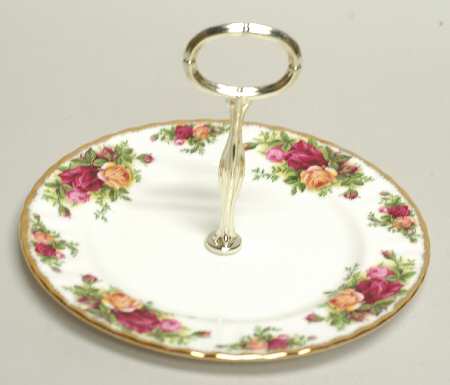 Old Country Roses Round Serving Plate with Handle (SP)
