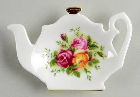 Old Country Roses Tea Bag Holder