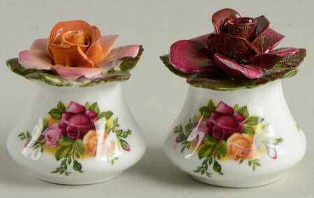 Old Country Roses Individual Floral Salt & Pepper Set