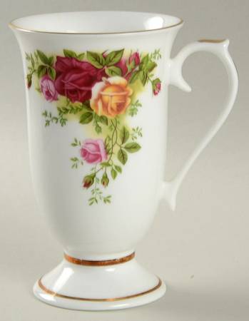 Old Country Roses Footed Mug