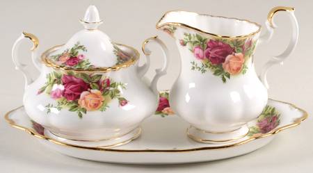 Old Country Roses Creamer & Sugar with Lid & Tray Set