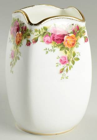 Old Country Roses 6" Windsor Vase