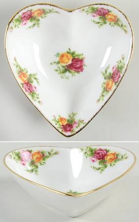 Old Country Roses Heart Shaped Dish