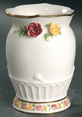 Old Country Roses China Bathroom Tumbler