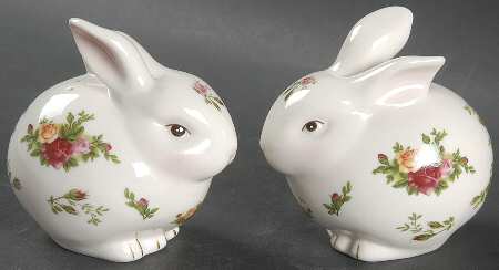 Old Country Roses Figural Salt & Pepper Set