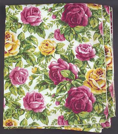Old Country Roses 60" X 84" Oblong Tablecloth by Royal Albert