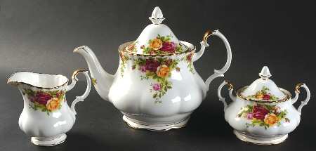 Old Country Roses (5 Pc) Tea Set (Tea Pot 2, Creamer, Sugar)