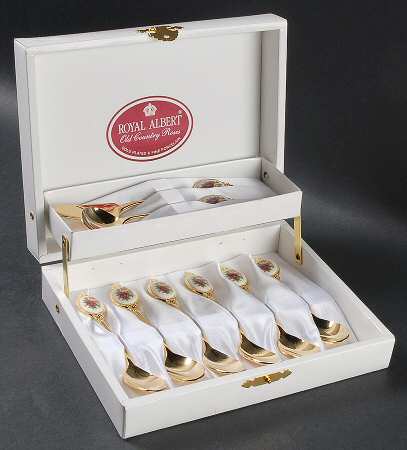 Old Country Roses 8 Piece Set -6 Teaspoon,Master Butter,Marmalade Sp