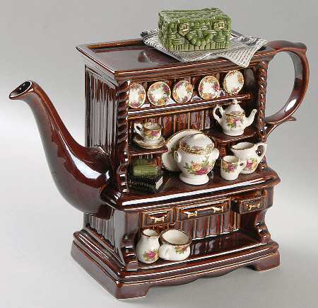 Old Country Roses Figural Teapot & Lid by Royal Albert