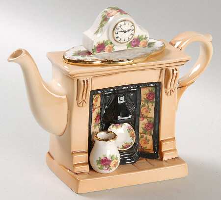 Old Country Roses Mini Figural Teapot & Lid by Royal Albert