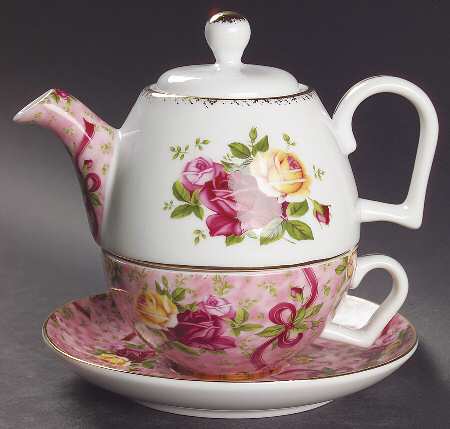 Old Country Roses Individual Teapot with Cup & Saucer by Royal Albert