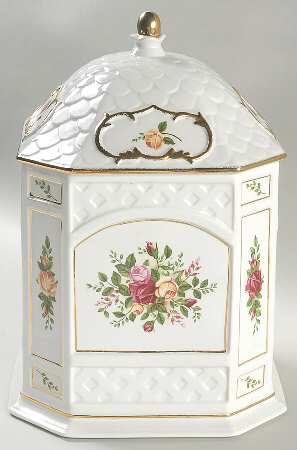 Old Country Roses Figural Cookie Jar & Lid by Royal Albert
