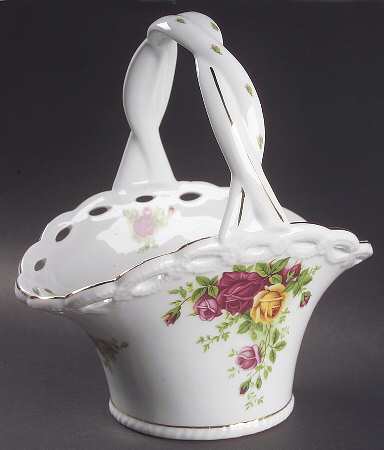 Old Country Roses 7" Handled Basket